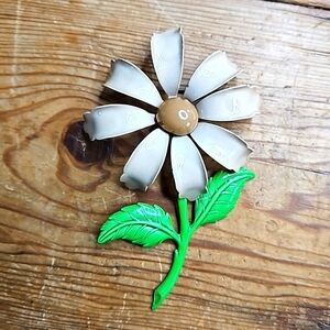 Vintage Enamel Flower Pin